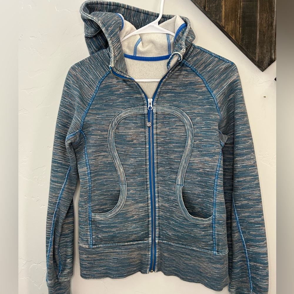 Blue and Gray Vintage Lulu lemon